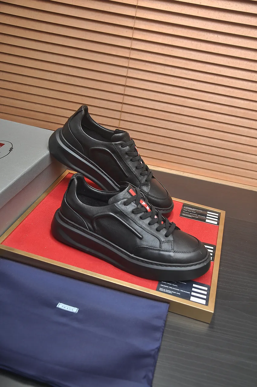 Men's shoes 💰520💶[PRADA] Top original, new season, high quality original goods, top high mercerized cowhide combined with original breathable fabric + imported glue, imported stretch fabric inside with original cowhide feet, original thick outsole! Quality guaranteed! Code 38-45 (45 customized)
